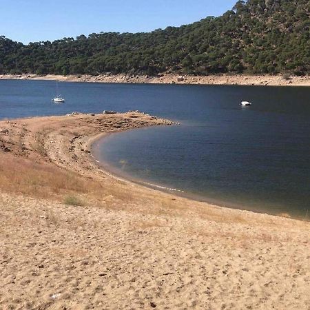 Precioso Piso En La Playa De Madrid A 45 Min Del Centro De La Ciudad Apartment San Martín de Valdeiglesias Екстериор снимка